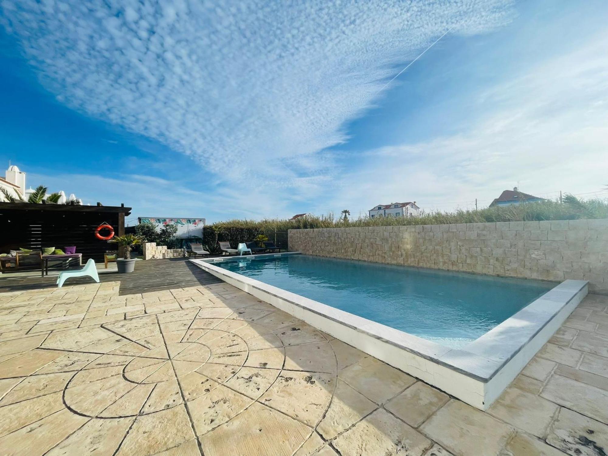 Alex Surf Hostel บาเลียล ภายนอก รูปภาพ