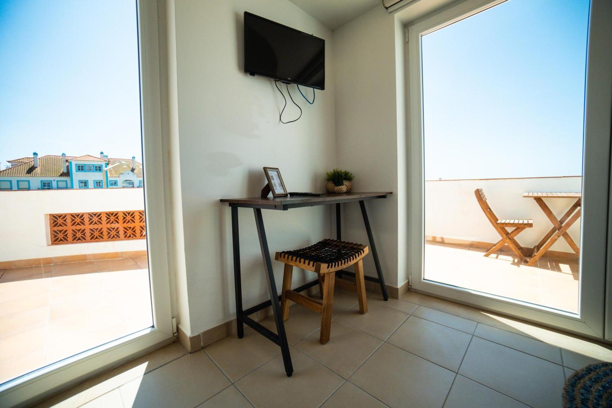 Alex Surf Hostel บาเลียล ภายนอก รูปภาพ