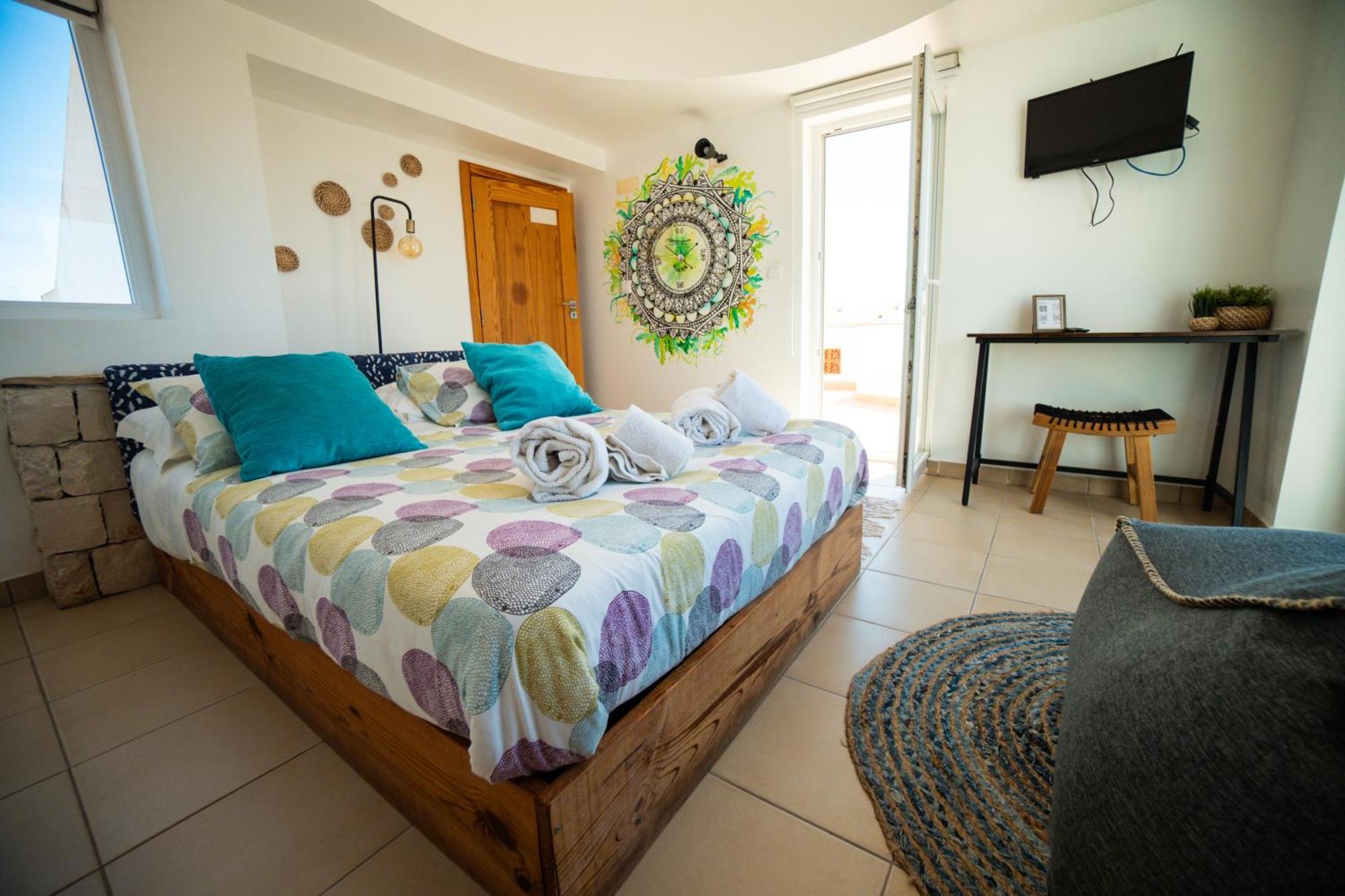 Alex Surf Hostel บาเลียล ภายนอก รูปภาพ