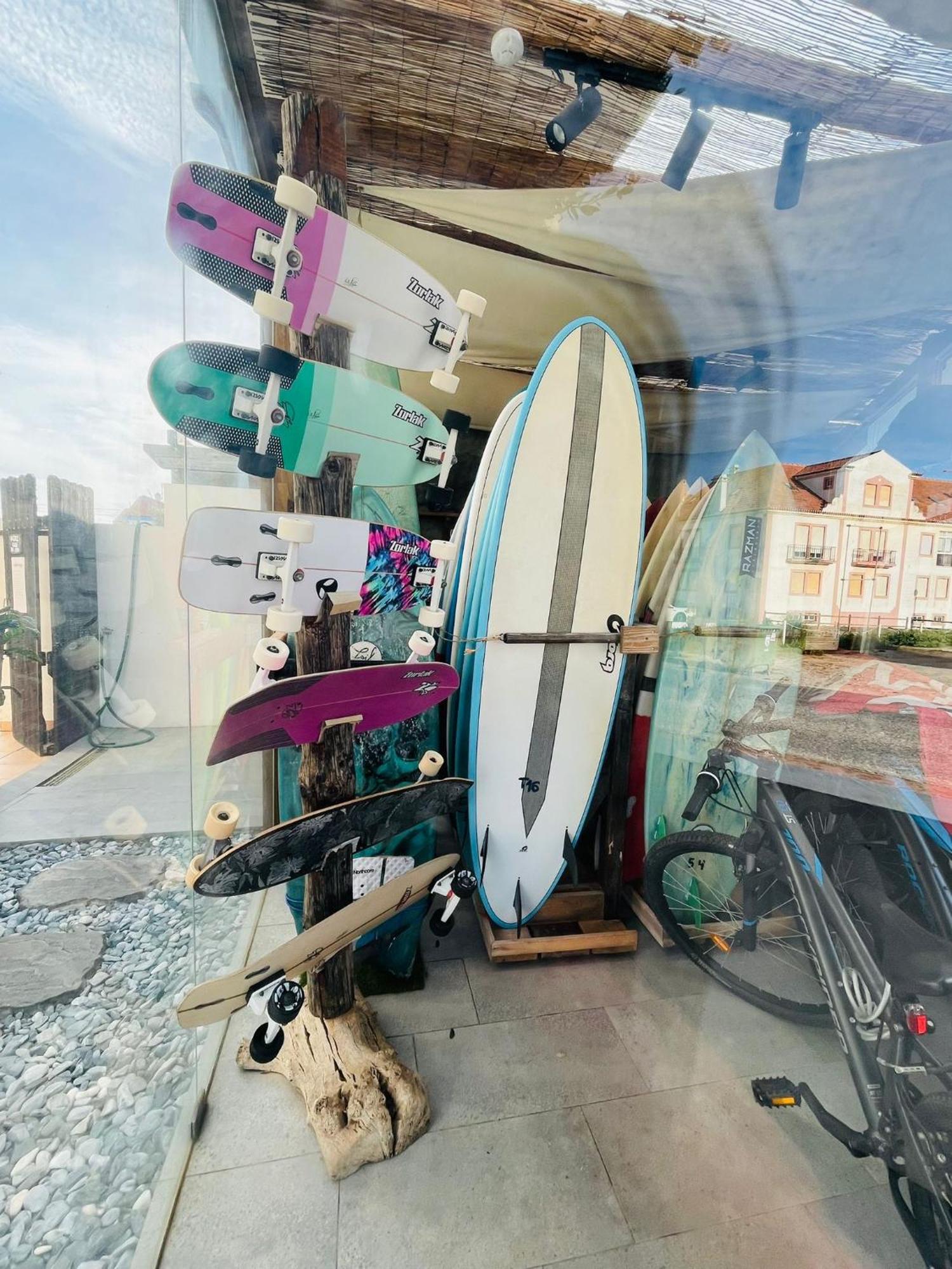 Alex Surf Hostel บาเลียล ภายนอก รูปภาพ