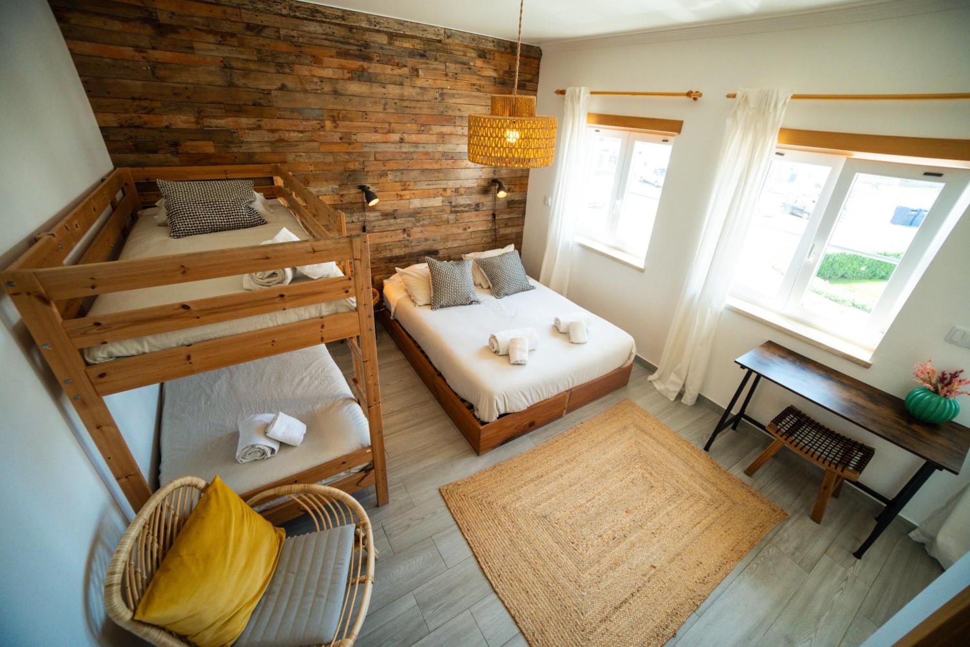 Alex Surf Hostel บาเลียล ภายนอก รูปภาพ