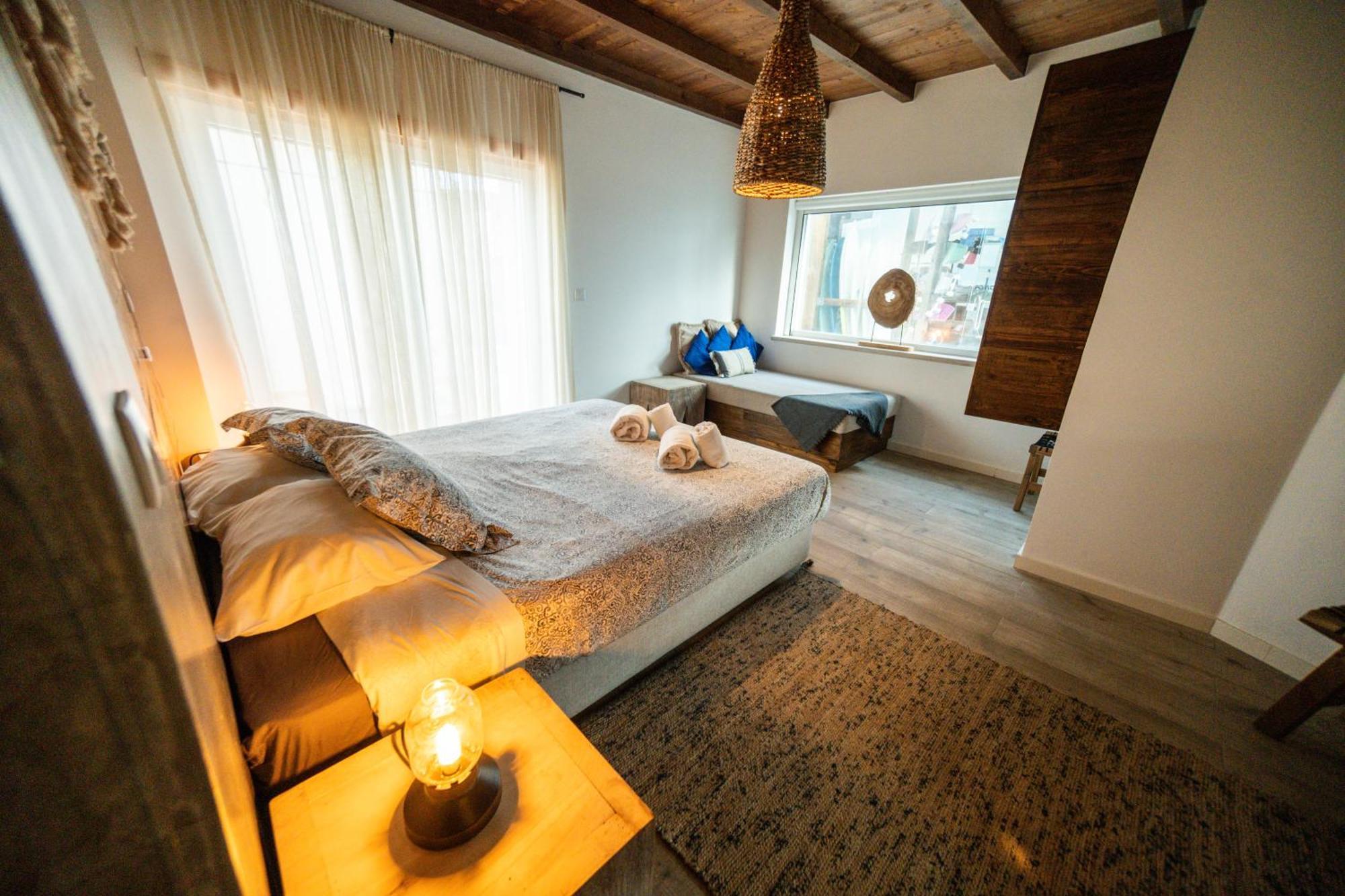 Alex Surf Hostel บาเลียล ภายนอก รูปภาพ