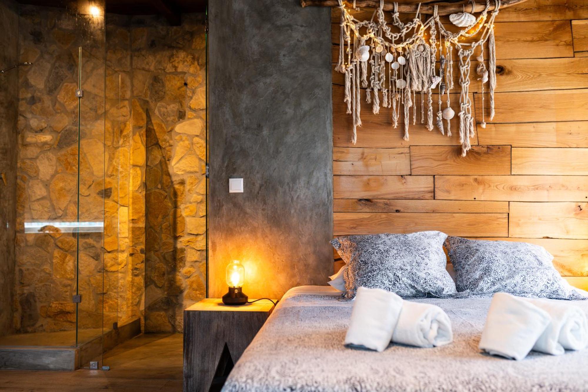 Alex Surf Hostel บาเลียล ภายนอก รูปภาพ