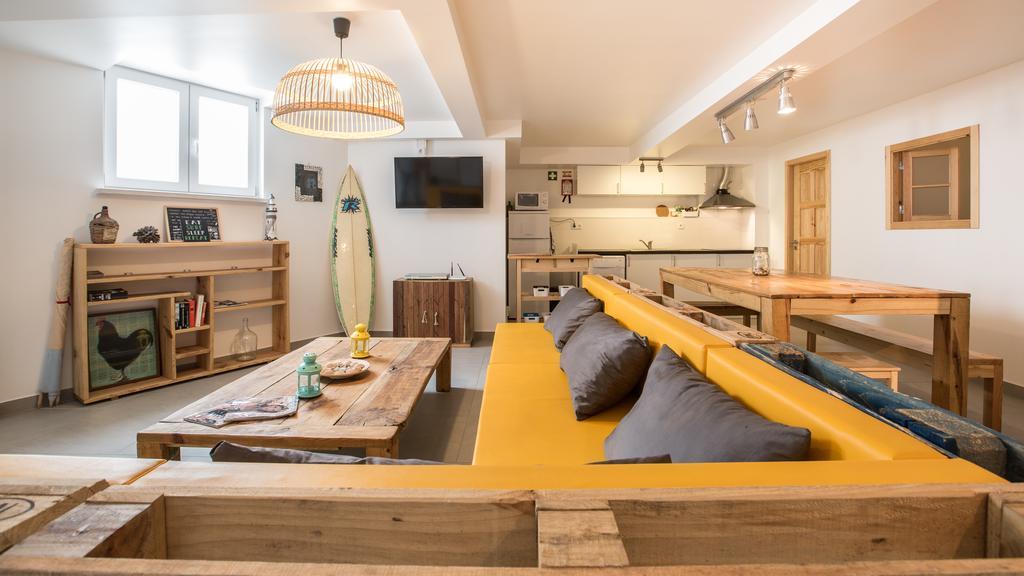Alex Surf Hostel บาเลียล ภายนอก รูปภาพ